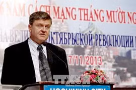 Le consul général de Russie à Ho Chi Minh-Ville, Anatoly Vassilievich Borovik, consul général de Russie à Ho Chi Minh-Ville prend la parole lors de la cérémonie. (Source: VNA)