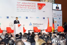 Le PM assiste à la Conférence Asie-Pacifique des entreprises allemandes. (Photo: Đuc Tam/VNA)