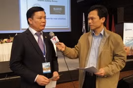 L'auditeur général d'Etat Dinh Tien Dung accorde une interview à l'AVI (Photo: Pham Van Thao/Vietnam+)