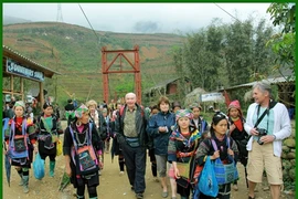 Avec sa multitude d’atouts tant humains que paysagers, la province de Lào Cai (Nord) tient une place de choix parmi les lieux touristiques du pays.
