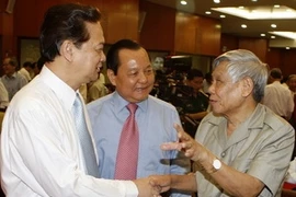 Séminaire "Président Ho Chi Minh sur la voie du salut national" 