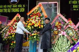 Célébration du 75e anniversaire de la naissance du bouddhisme Hoa Hao. (Photo: Công Mạo/VNA) 