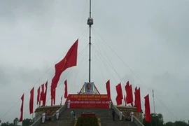 Quang Tri célèbre la réunification nationale