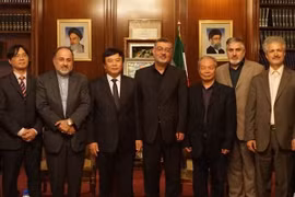 La délégation de l’Académie des sciences sociales du Vietnam en Iran. 