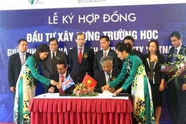 La cérémonie de la signature du contrat. (Photo: Minh Nghia/Vietnam+)