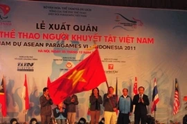 La cérémonie de départ de la délégation des sportifs handicapés du Vietnam pour les 6e ASEAN ParaGames. (Photo: Viet Hung/AVI)