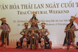 La manifestation «Culture thaïlandaise pour un week-end» a eu lieu les 28 et 29 mars, à Hanoi. 