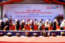 VietinBank lance les travaux des locaux de sa filiale à Vientiane. (Photo: Hoang Chuong/Vietnam+)