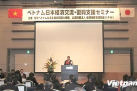 L'ambassadeur du Vietnam au Japon Doan Xuan Hung prend la parole. (Source: VNA)