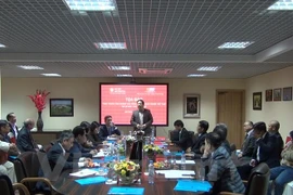 Un colloque sur la ''Réalité économique de la communauté des entreprises vietnamiennes en Russie - Solutions'' a été organisé dimanche 22 mars à Moscou. (Source : VNA)