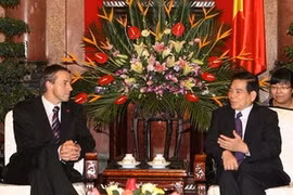 Prague prête à partager ses expériences avec Hanoi 