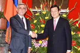 Le président Truong Tan Sang et le président d'Arménie, Serzh Sargsyan (Photo: Nguyen Khang/AVI) 