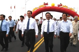 Hanoi : mise en service le 7e pont sur le Fleuve Rouge