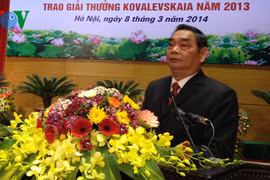 Lê Hông Anh, membre du Politburo et permanent du Secrétariat du Comité central du Parti.