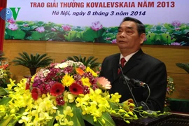 Lê Hông Anh, membre du Politburo et permanent du Secrétariat du Comité central du Parti.