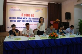 Cérémonie de lancement du programme de soutien du tourisme domestique de 2015, le 26 mars à Hô Chi Minh-Ville. 