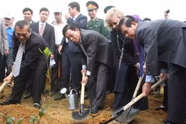 Le président lance la Fête de la plantation d'arbres 