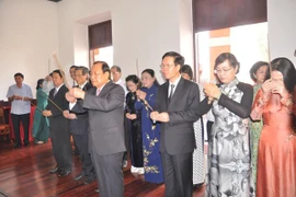 Les autorités d'Ho Chi Minh-Ville ont organisé une cérémonie solennelle d'offrande de "banh tet" aux rois fondateurs Hung. Photo: VOV