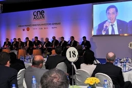 Le vice-ministre des Finances Truong Chi Trung à la 9 e conférence de l’ASEAN (Photo: Ha Ngoc/Vietnam+)