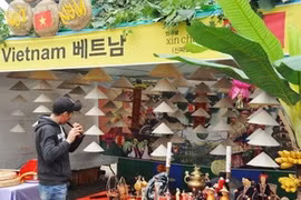 Le stand du Vietnam lors du festival "HaHa Asian Festival 2011" (Source: Nguyen Cuong/Vietnamplus)