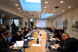 Colloque sur les opportunités d'investissement au Vietnam en Italie. (Photo: Ngự Bình-Minh Đức/AVI)