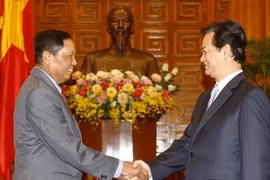 Le PM reçoit les ambassadeurs de Chine et du Myanmar 