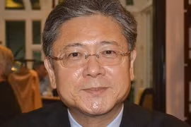 M. Hideo Okubo, directeur du groupe japonais Forval.