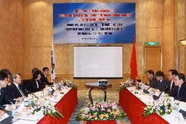 Entrevue entre lL'inspecteur général du gouvernement vietnamien Huynh Phong Tranh et l'Agence sud-coréenne de l'inspection. (Photo: Doãn Tấn/AVI)