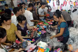 Près de 200 entreprises thaïlandaises présentent leurs produits dans le cadre d'une foire commerciale de la Thaïlande qui a lieu du 9 au 17 juillet à Ho Chi Minh-Ville. (Source : VNA)