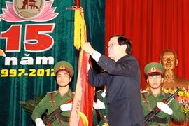 Le président Truong Tan Sang a remis l'"Ordre Ho Chi Minh" à la province de Quang Nam. (Photo: Nguyen Khang/AVI)