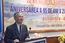 L'ambassadeur roumain Valeriu Arteni. Source: VNA