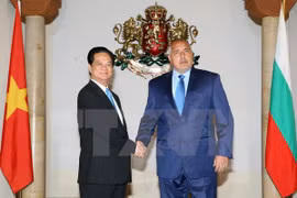 Le PM Nguyen Tan Dung et son homologue bulgare Boyko Borissov. (Source: VNA)