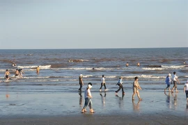 La plage Thinh Long. Photo : VNA