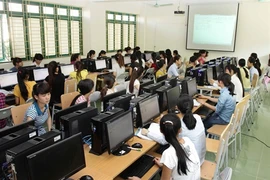 Concernant les ressources humaines, Quang Ninh accorde une priorité à l’industrie, au commerce, aux services prestataires, à la production agricole basée sur les hautes technologies, à l’économie maritime. 