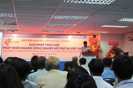 Colloque “Solutions pour promouvoir le développement de l’industrie auxiliaire au Vietnam”, le 18 septembre à Hô Chi Minh-Ville. (Source : VNA)