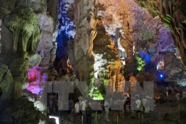La grotte du Palais Céleste (Thiên cung) de la baie d'Ha Long. (Photo: Minh Duc/VNA)