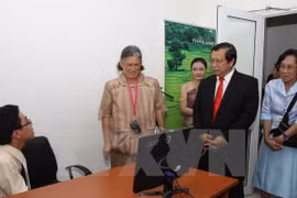 La princesse thaïlandaise Maha Chakri Sirindhorn visite le Centre d’études sur la Thaïlande à Ho Chi Minh-Ville. Source: VNA