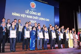Cérémonie de remise du titre de «Produits vietnamiens de haute qualité 2015». Photo : VNA
