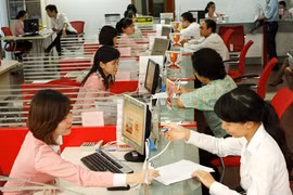 Pour les Vietnamiens, placer ses économies en début d’année est de solliciter la chance pour toute l’année. (Source : VNA)