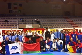 Les sportifs de Vovinam lors les Championnats d'Europe de Vovinam 2012 (2e édition). (Photo: Ngu Bình/Vietnam+) 