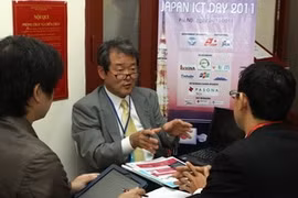 Les entreprises japonaises rencontre des partenaires vietnamiens (Photo: Hoang Lam/AVI) 