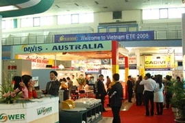 Salon des technologies et équipements électriques