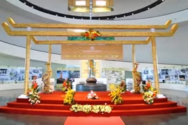 Exposition d’antiquités de Thang Long-Hanoï tenue au Musée de Hanoï. (Source : NDEL) 