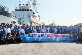 La Garde côtière de Corée du Sud en visite au Vietnam