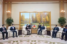 Une délégation du PCV en visite en RPD de Corée 