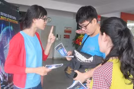 Les jeunes vietnamiens transmettent des messages à la COP21 