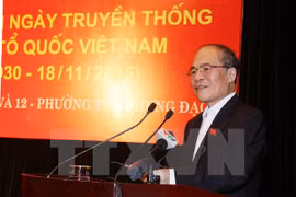 Le président de l’AN à la Fête de la grande union nationale à Hanoi