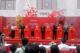 Inauguration d'un centre commercial Vincom à Hai Phong