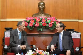Facing The World apporte de grands espoirs aux enfants vietnamiens malformés