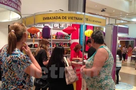 Le Vietnam présent à la 5e foire de l'artisanat du Mercosur 